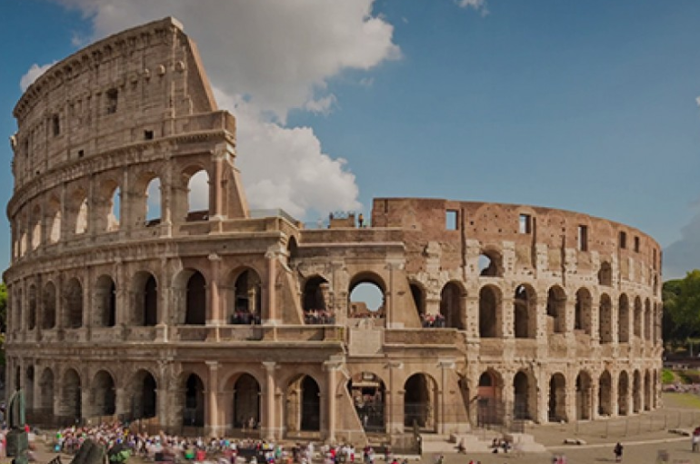 Koloseum - Itálie - cestování - dovolená v itálii - Panda na cestach - panda1709